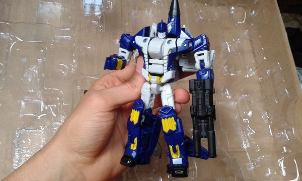 Entertainment Earth Exclusive Liokaiser   In Hand Photos Of Platinum Edition Combiner Wars Boxset  (5 of 24)